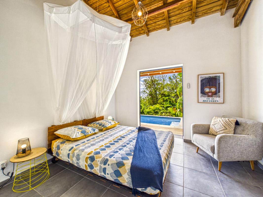 35.Location villa piscine vue mer 3 chambres Deshaies Guadeloupe